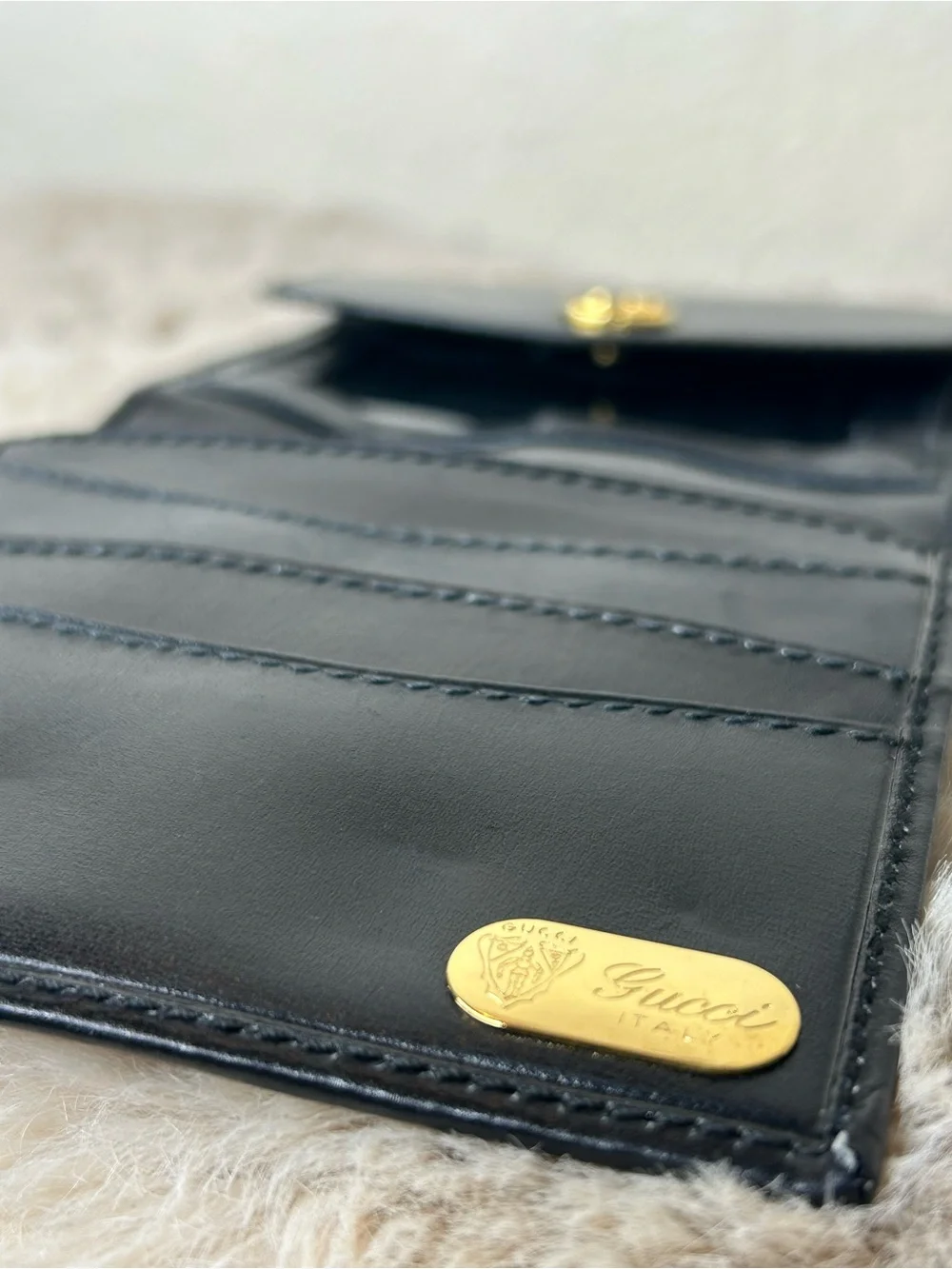 Gucci Black Leather Mini Wallet with Gold Logo and Hardware - Picture 6 of 12